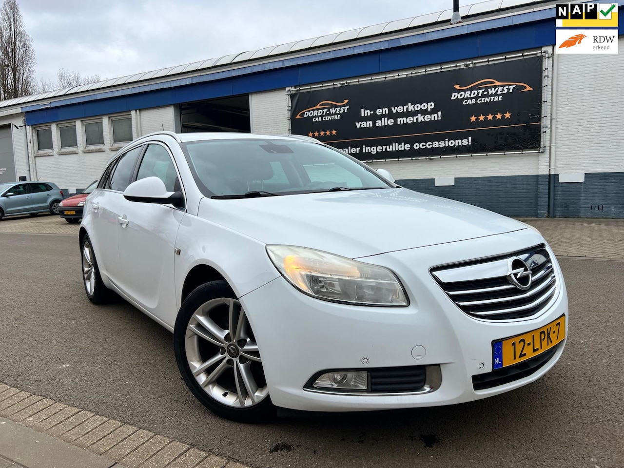 Opel Insignia Sports Tourer - 1.6 T Cosmo 1.6 T Cosmo - AutoWereld.nl