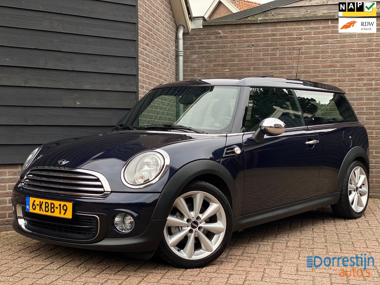 MINI Clubman - Mini 1.6 One Holland Street Panorama/17inch/Navi/Cruise/NAP - AutoWereld.nl