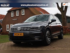 Volkswagen Tiguan - 2.0 TDI Highline Business R Aut. | R-Line | Panorama | Trekhaak | Stoelverwarming | Apple