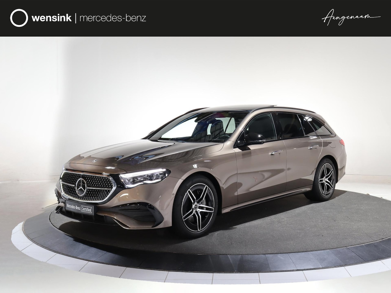 Mercedes-Benz E-klasse Estate - 300 e AMG Line | Premium plus | Superscreen | Trekhaak | Panoramadak | - AutoWereld.nl