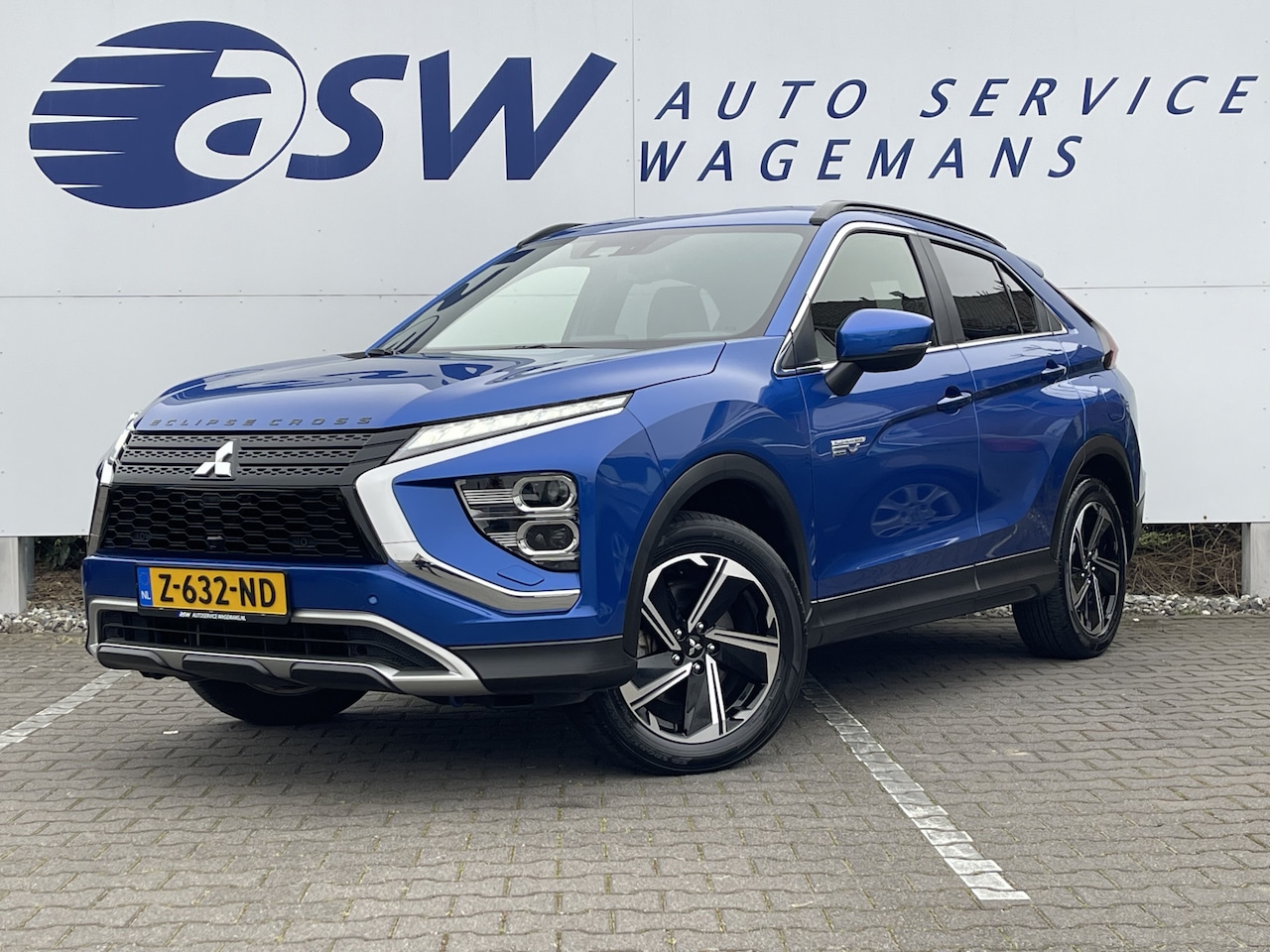 Mitsubishi Eclipse Cross - 2.4 PHEV Intense | Trekhaak | CarPlay | Camera | LED | DAB+ | Keyless - AutoWereld.nl