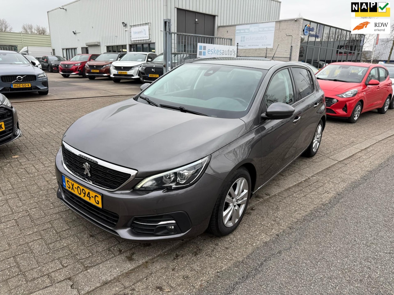 Peugeot 308 - 1.2 PureTech Blue Lease Executive 1.2 PureTech Blue Lease Executive, Navi, Panodak, NAP - AutoWereld.nl