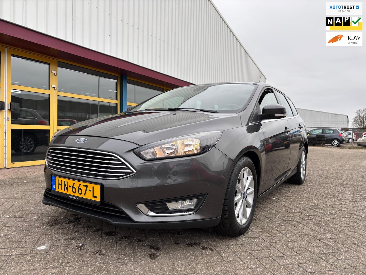 Ford Focus Wagon - 1.0 Titanium Edition APK T/M 18-1-2026 - AutoWereld.nl