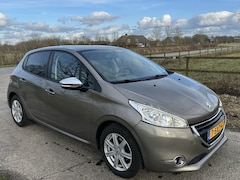 Peugeot 208 - 1.2 VTi Oxygo