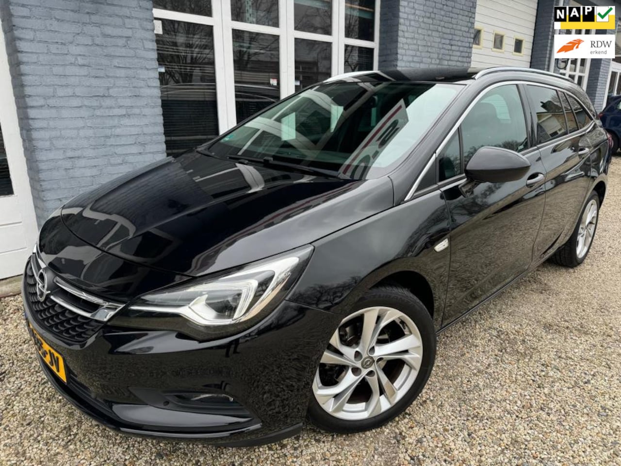 Opel Astra Sports Tourer - 1.4 Innovation NETTE AUTO 1e EIGENAAR, GOED ONDERHOUDEN MET LAGE KILOMETERSTAND !!! - AutoWereld.nl