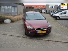 Ford Focus - 1.6-16V First Edition