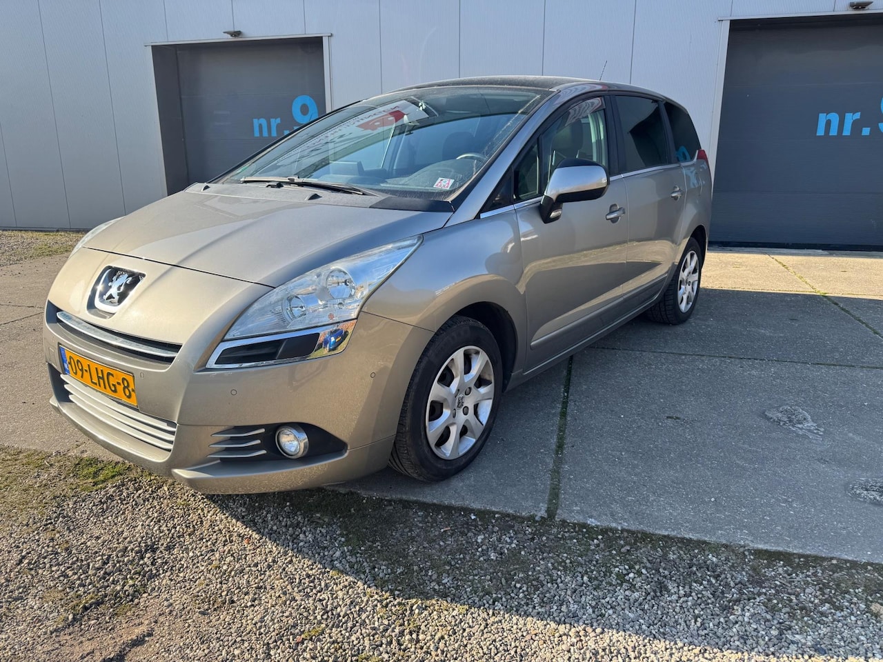 Peugeot 5008 - 1.6 VTi ST 5p. 1.6 VTi ST 5p. - AutoWereld.nl