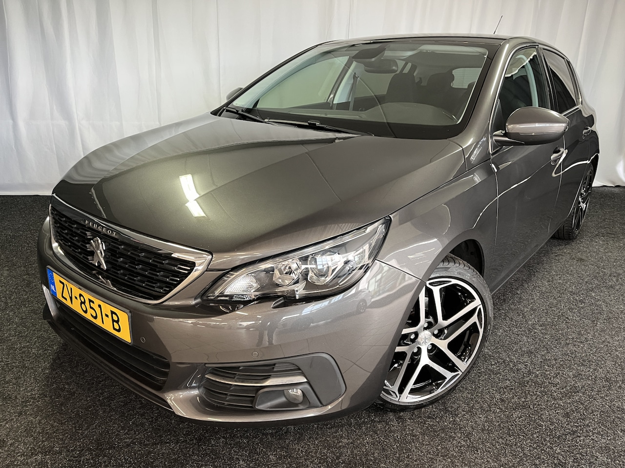 Peugeot 308 - 1.2 PureTech Allure APPLE/CRUISE/PDC/ECC/NAVI - AutoWereld.nl