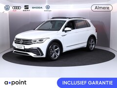 Volkswagen Tiguan - 1.4 TSI eHybrid R-Line Business 245 pk Automaat (DSG) | Navigatie | Panoramadak | Parkeers