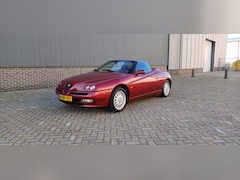 Alfa Romeo Spider - 2.0-16V T.Spark