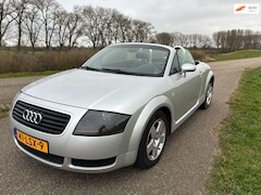 Audi TT Roadster - 1.8 5V Turbo airco el kap 154491 km bj 2001 boekjes aanwezig