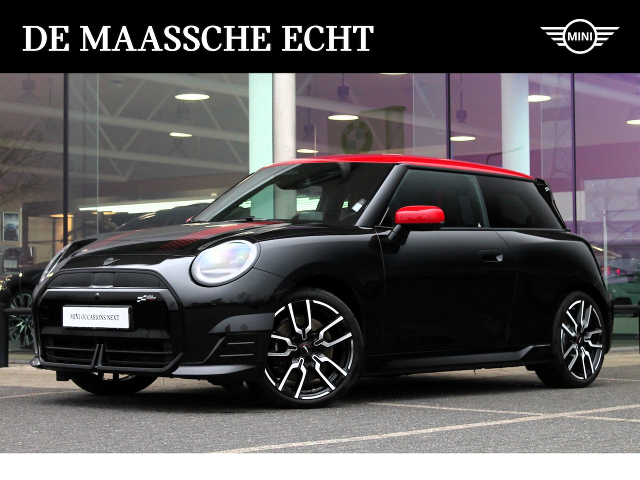 MINI Cooper - Hatchback E / John Cooper Works / Pakket XL / 18 inch JCW Lap Spoke 2-tone - AutoWereld.nl