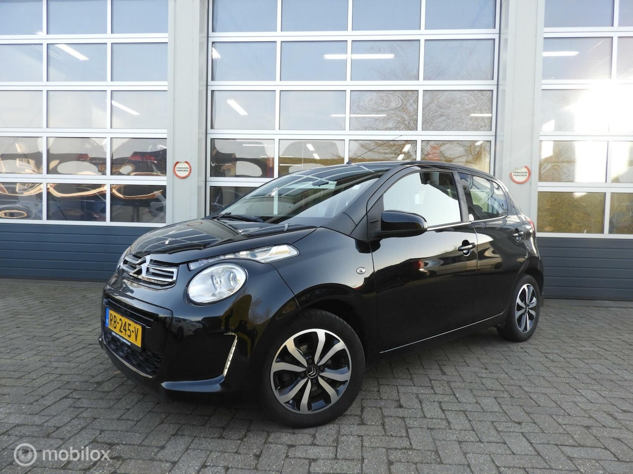 Citroën C1 - 1.2 PureTech Shine 1.2 PureTech Shine - AutoWereld.nl