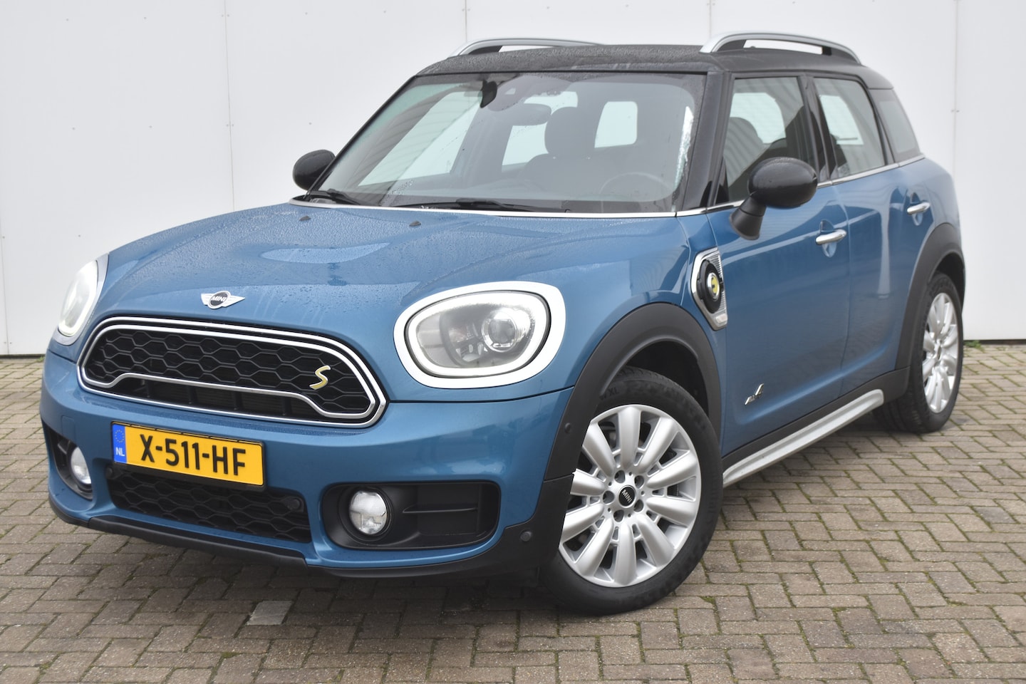 MINI Countryman - Mini 2.0 Cooper S E ALL4 Chili MINI Countryman 2.0 Cooper S E ALL4 Chili #DEEPLAGUNA#Stoel - AutoWereld.nl