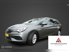 Opel Astra Sports Tourer - Tourer. Trekhaak, Pdc, Navi, Keyless intre, Addaptive gruise control, Clima, Stoel verwarm