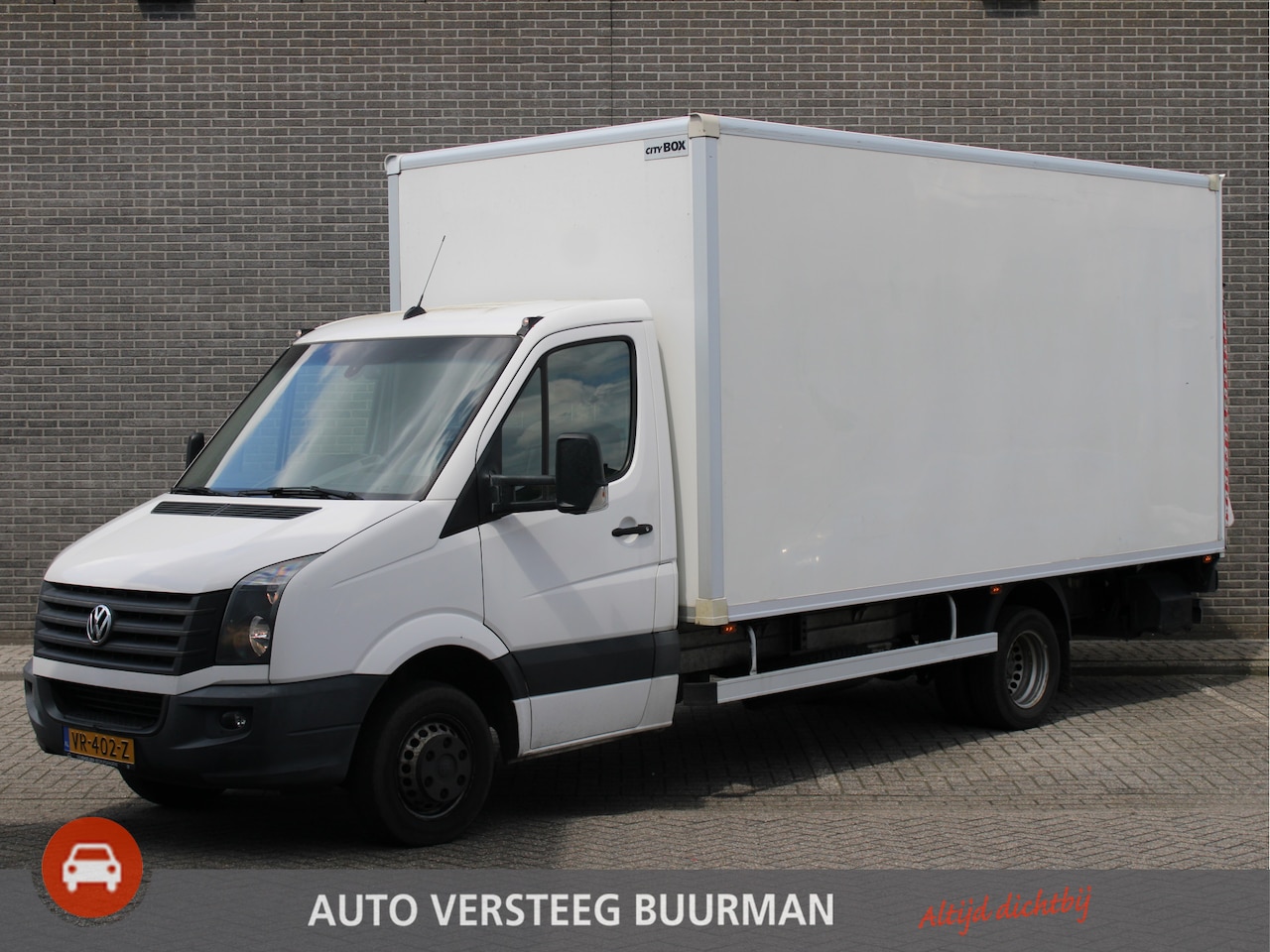 Volkswagen Crafter - 46 2.0 TDI Bakwagen met Laadklep, 19m3 Airco, Achteruitrijcamera, Trekhaak - AutoWereld.nl