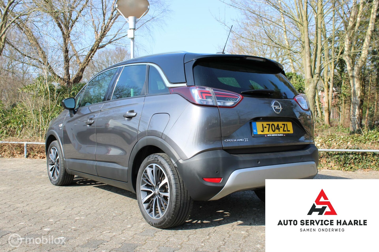 Opel Crossland X - 1.2 Turbo 120 Jaar Edition. PDC voor en achter, Achteruitrij camera, Clima control, Apple - AutoWereld.nl