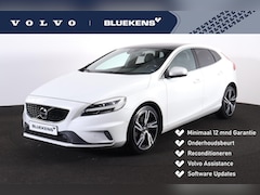 Volvo V40 - T4 Business Sport - AUTOMAAT - Panoramadak - Parkeercamera achter - Verwarmde voorstoelen