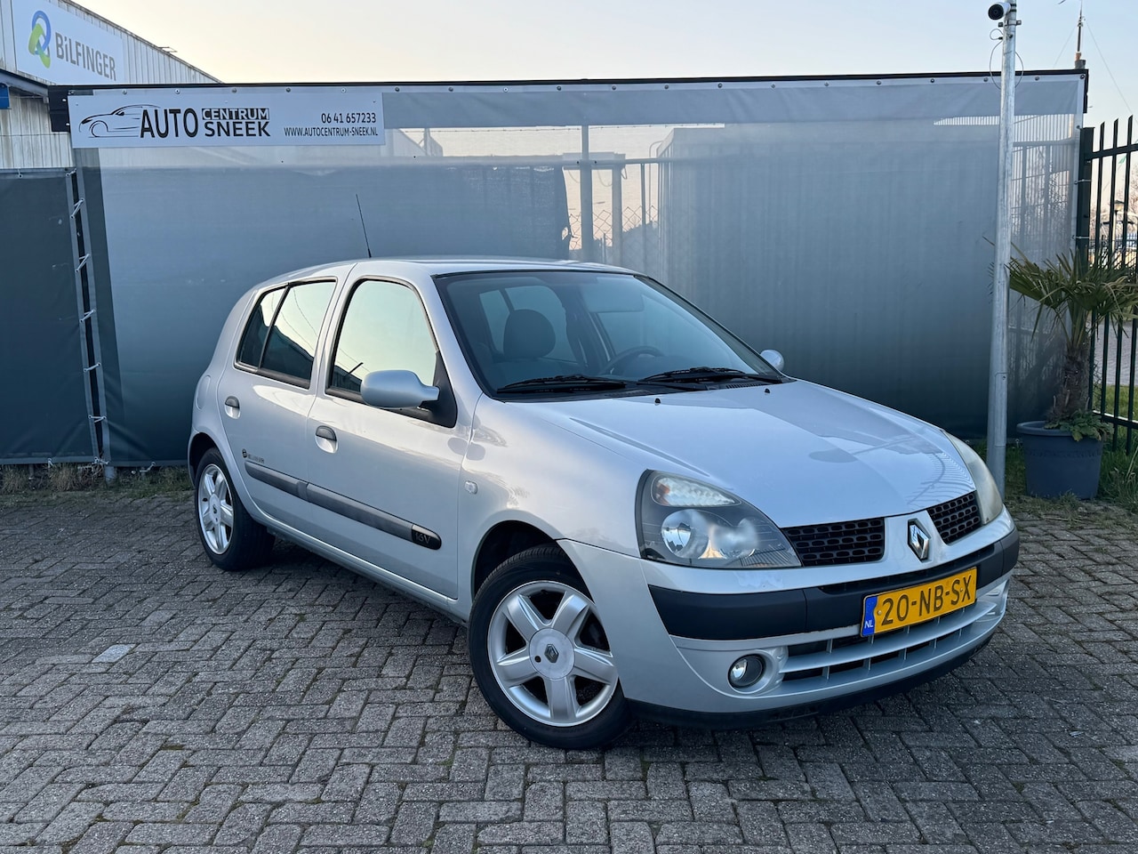 Renault Clio - 1.2-16V Dynamique - NWE APK - Elektr ramen - AutoWereld.nl