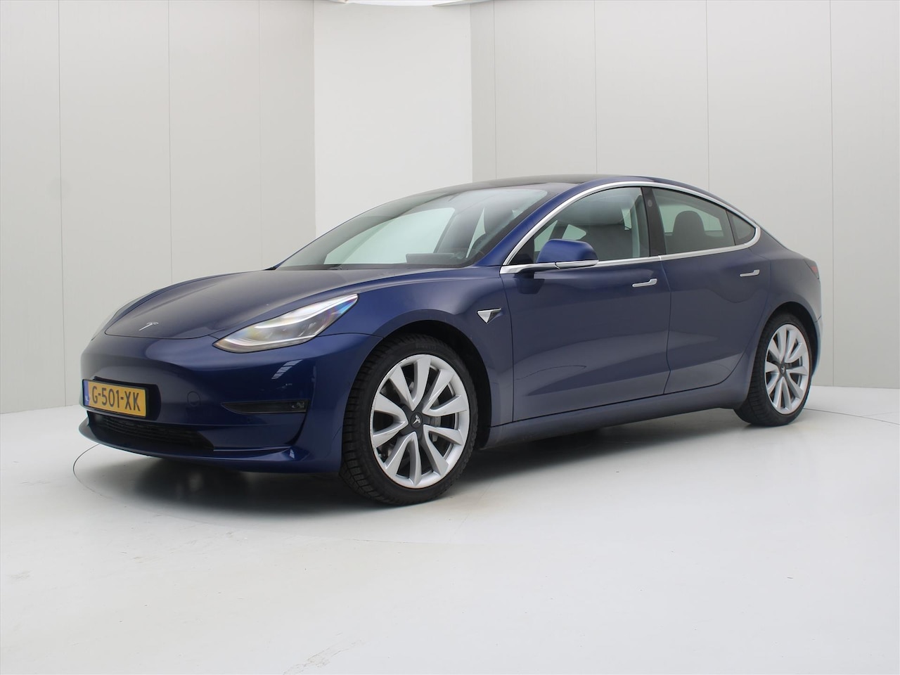 Tesla Model 3 - Long-Range AWD 351pk 75 kWh [ AUTOPILOT+19'' LMV+620KM WLTP+PREMIUM AUDIO ] - AutoWereld.nl