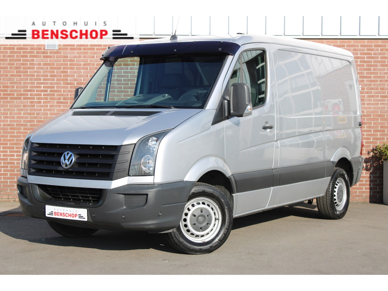 Volkswagen Crafter - 35 2.0 TDI L1H2 |3500KG TREKGEWICHT|CAMERA|CRUISE|PARKEERSENSOREN| - AutoWereld.nl