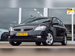 Kia Cee'd Sporty Wagon - 1.4 CVVT Navigator Plus Pack 100% Onderhouden Clima Nieuwe APK Mooi