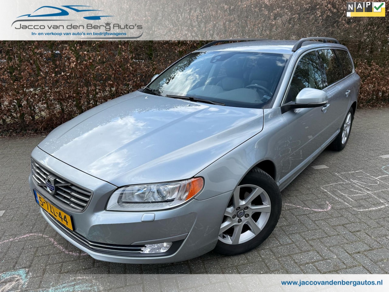 Volvo V70 - 1.6 T4 Nordic+ I Leer I Xenon I Navi I - AutoWereld.nl