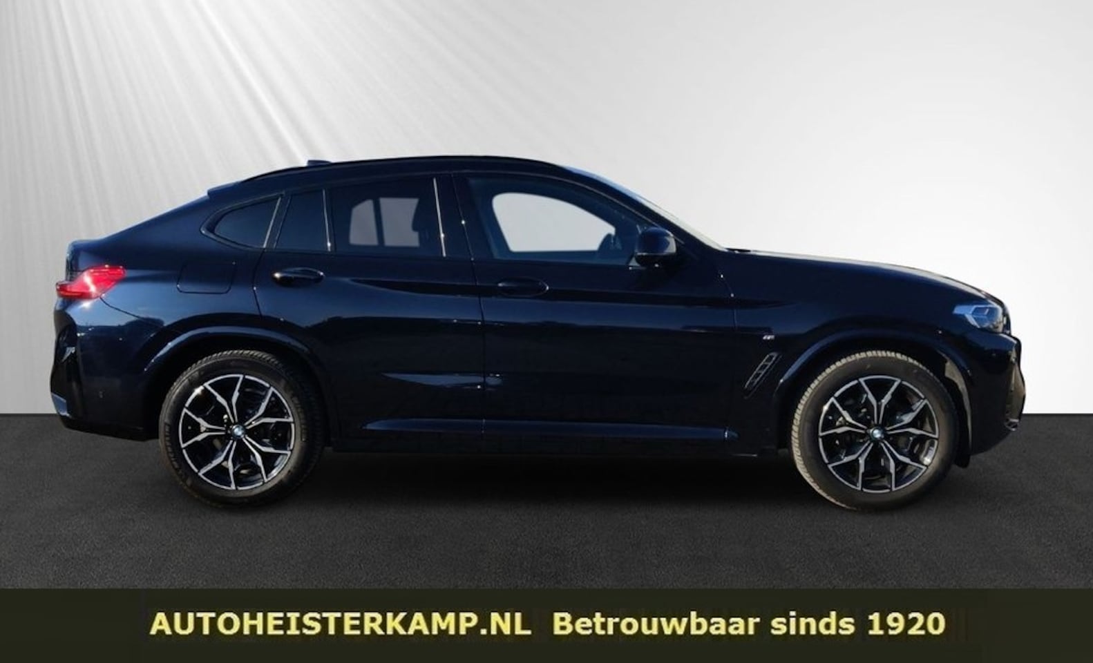 BMW X4 - xDrive30d 286 PK M Sport ACC Head-Up Live Cockpit Harman Kardon Sportstoelen - AutoWereld.nl