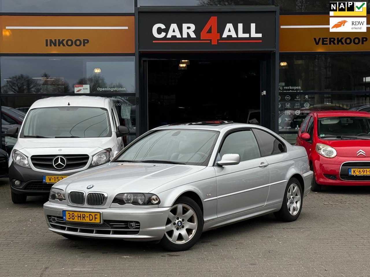 BMW 3-serie Coupé - 318Ci Executive DAKJE/LEDER/PDC/XENON/NAP/LMVELGEN - AutoWereld.nl