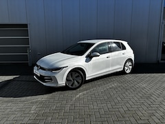 Volkswagen Golf - 1.5 eTSI Life Edition