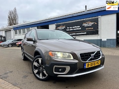 Volvo XC70 - 3.2 Summum |Schuifdak|FOUR-C| Bomvol|