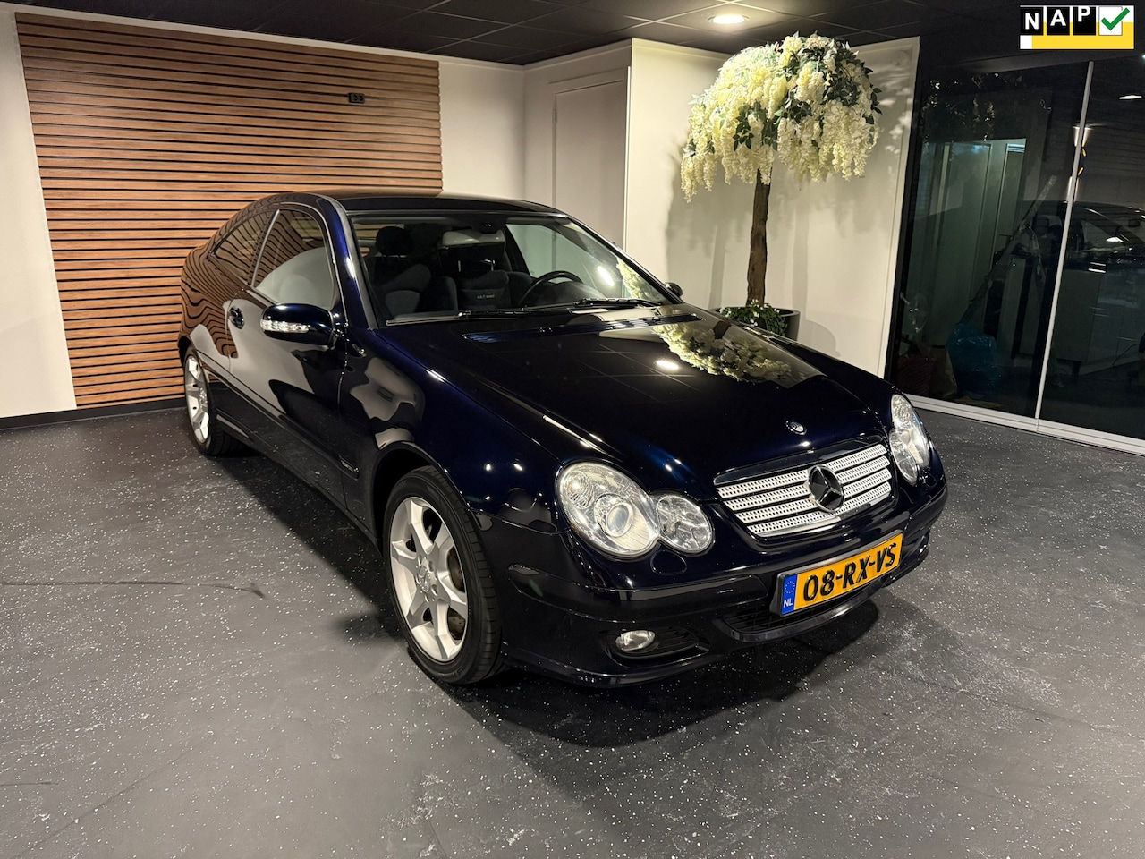 Mercedes-Benz C-klasse Sportcoupé - 160 XENON/NAVI/CRUISE. - AutoWereld.nl