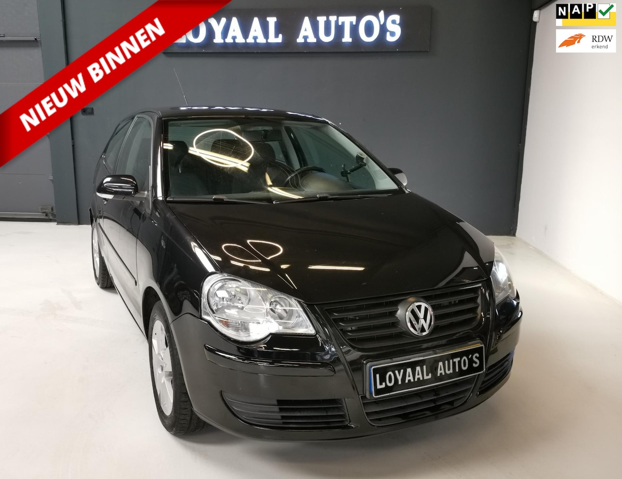 Volkswagen Polo - 1.4-16V Optive | AIRCO | CRUISE | PDC | ELEK.RAMEN | NAP | APK. - AutoWereld.nl