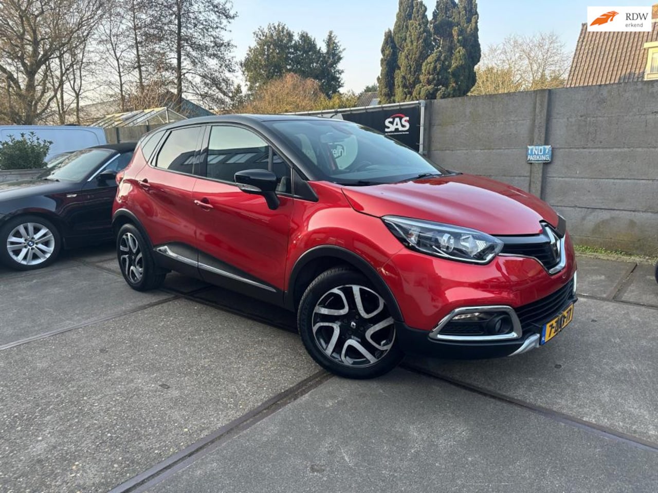 Renault Captur - 0.9 TCe Helly Hansen - AutoWereld.nl