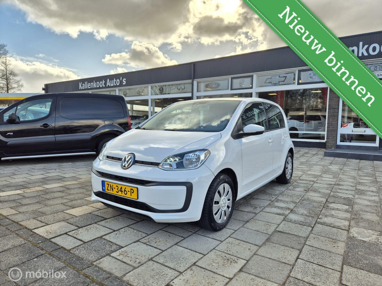 Volkswagen Up! - 1.0 BMT move up! 1.0 BMT move up!, Airco, LED, NAP, DAB Radio - AutoWereld.nl