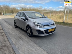 Kia Rio - 1.2 CVVT Plus Pack Nw Koppeling