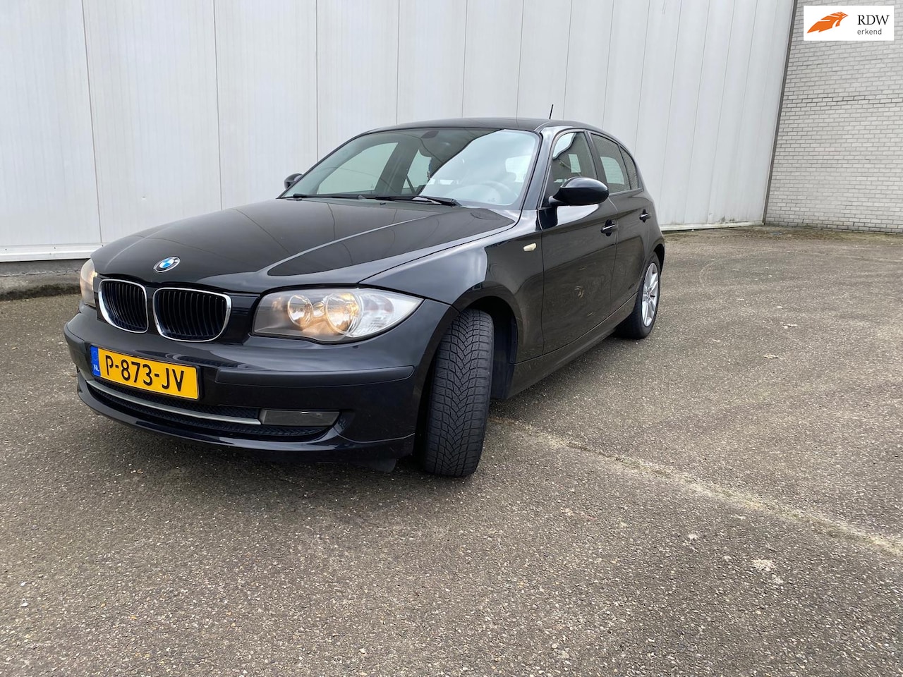 BMW 1-serie - 118i niewe APK - AutoWereld.nl