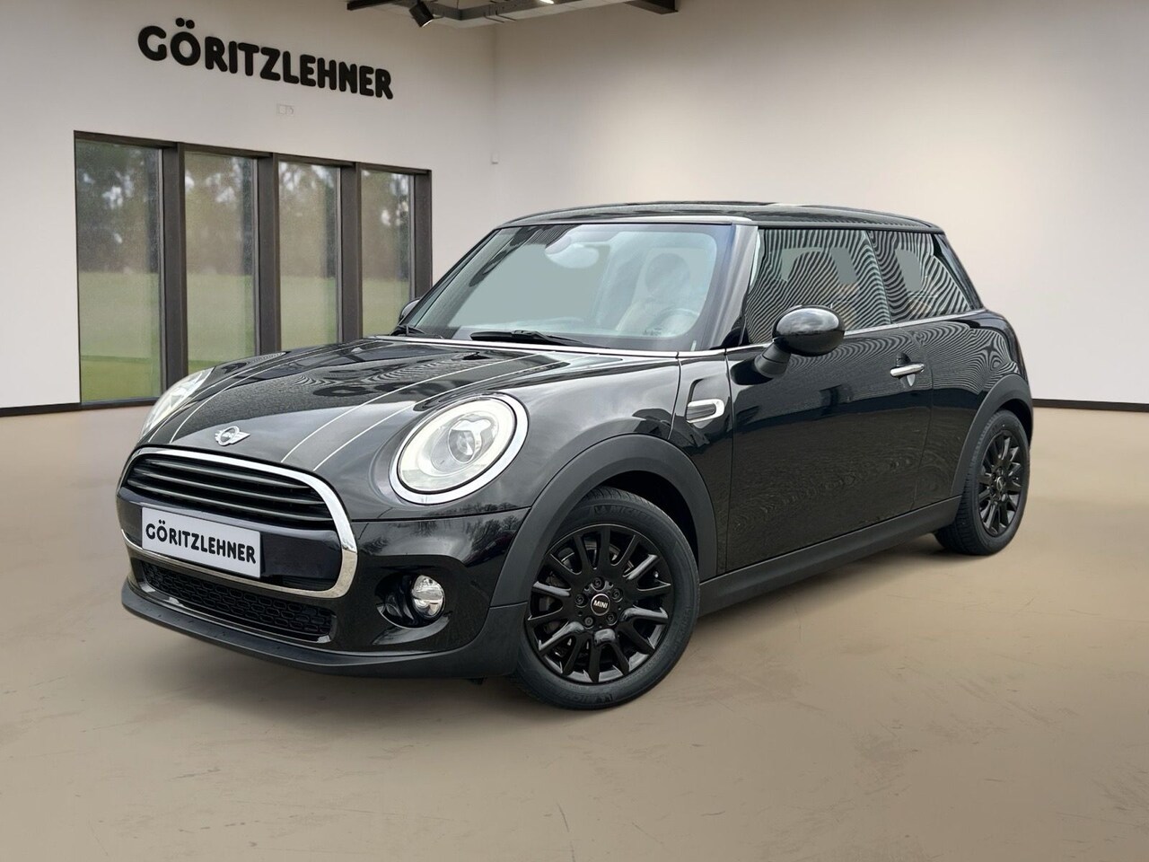 MINI Cooper - Mini 1.5 Serious Business | Leder | Navi | PDC | Keyless | LED | JCW Stuur - AutoWereld.nl