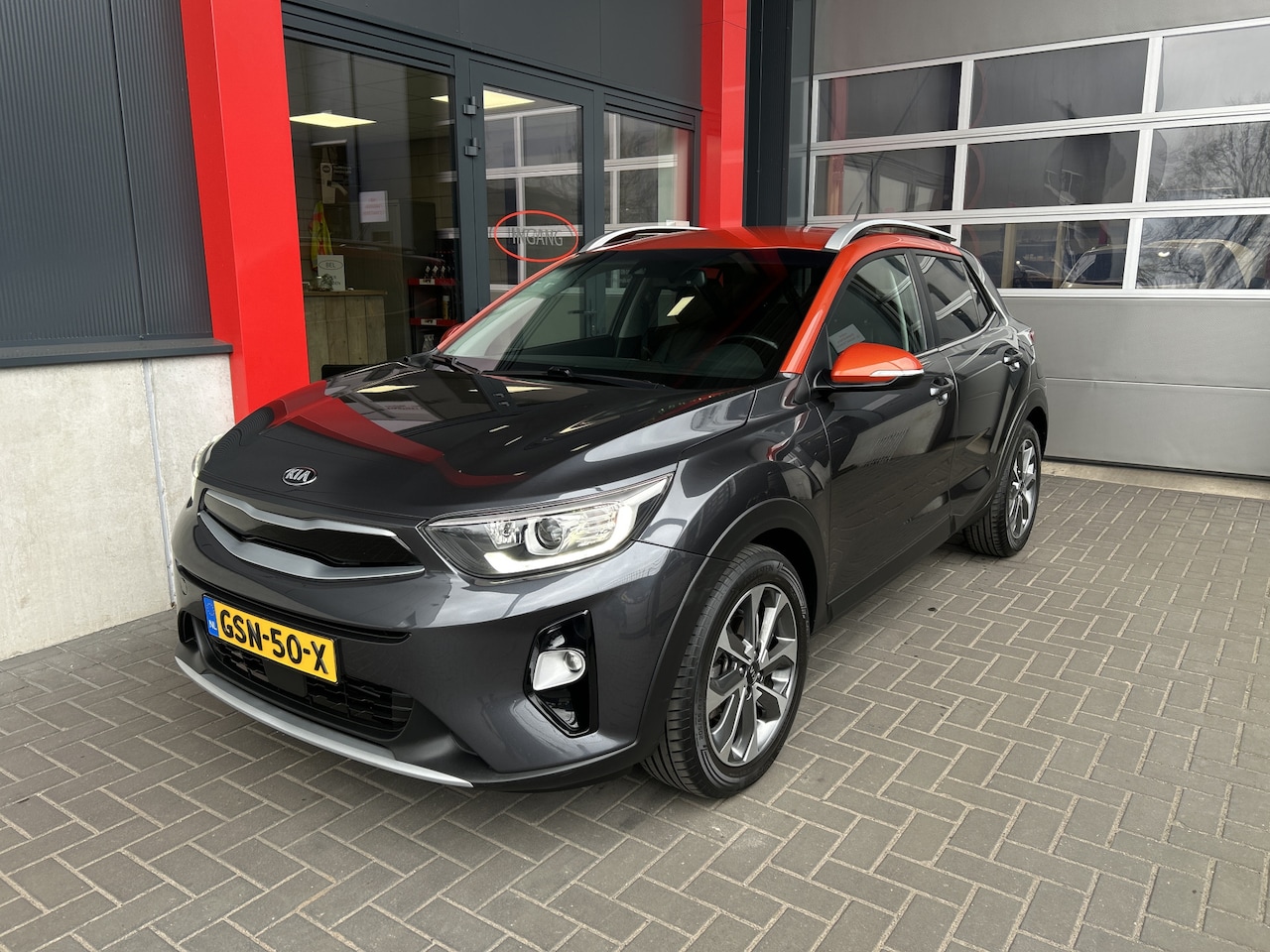 Kia Stonic - 1.0 T-GDi ExecutiveLine 1.0 T-GDi ExecutiveLine - AutoWereld.nl