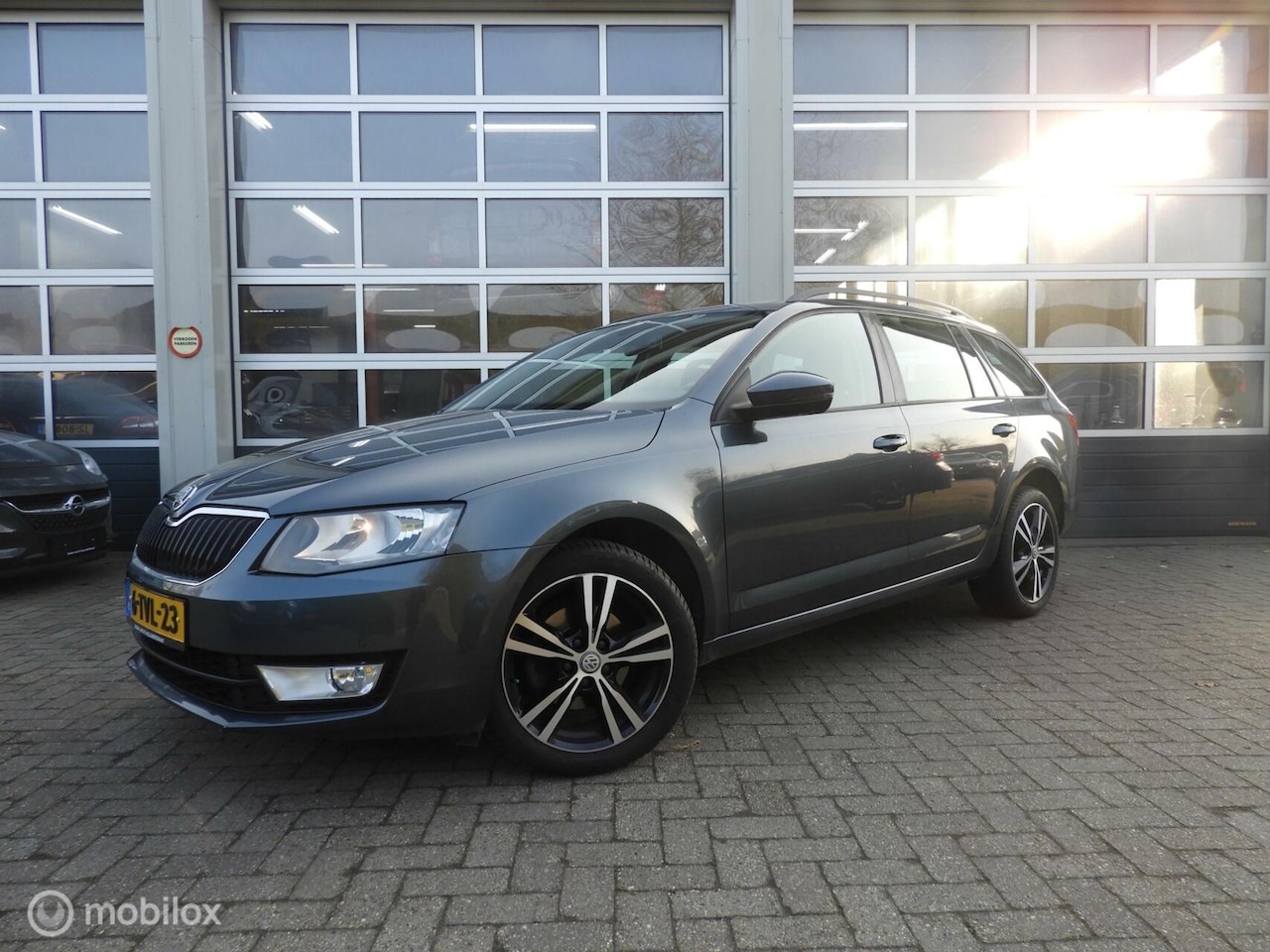 Skoda Octavia Combi - 1.4 TSI Greentech Elegance 1.4 TSI Greentech Elegance - AutoWereld.nl