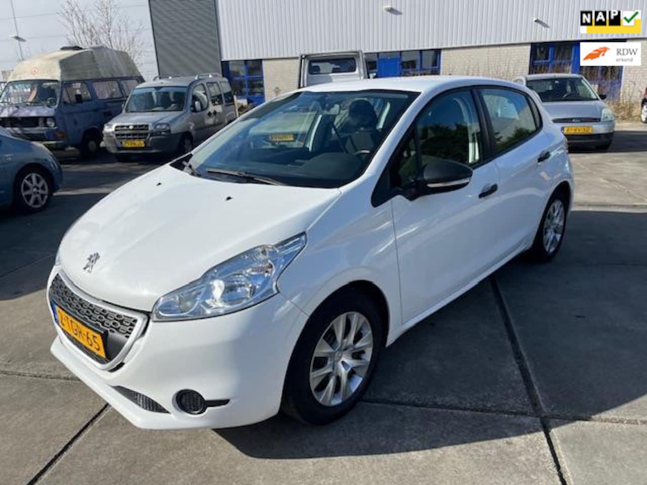 Peugeot 208 - 1.0 Vti Access 1.0 VTi Access NIEUWE APK - AutoWereld.nl