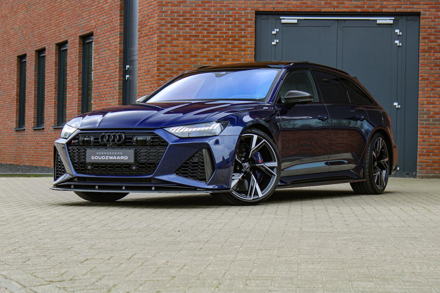 Audi RS6 - Avant 4.0 TFSI quattro | Keramisch | Nachtzicht | B&O | Pano | HUD - AutoWereld.nl