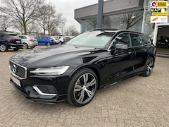 Volvo V60 - 2.0 T6 Recharge AWD Inscription, Automaat, Navi, Carplay, Camera, LED, etc