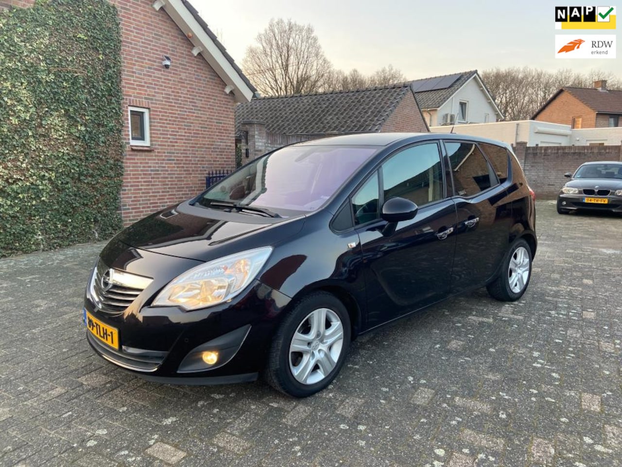 Opel Meriva - 1.4 Turbo Cosmo 2012 navi/pd/airco/trekhaak/6 versn - AutoWereld.nl