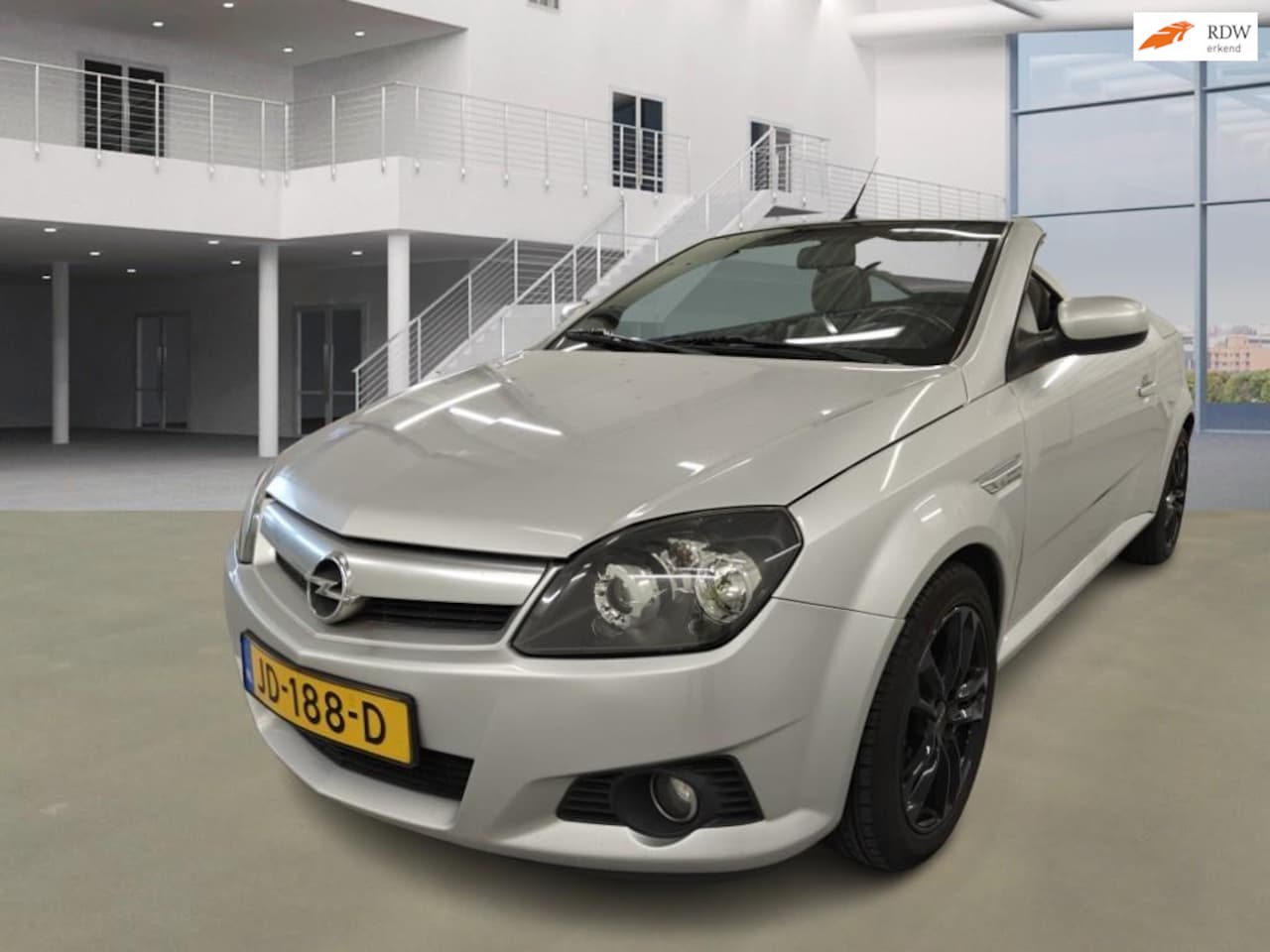 Opel Tigra TwinTop - 1.8-16V Enjoy CABRIO HARDTOP AIRCO 2 X SLEUTELS - AutoWereld.nl