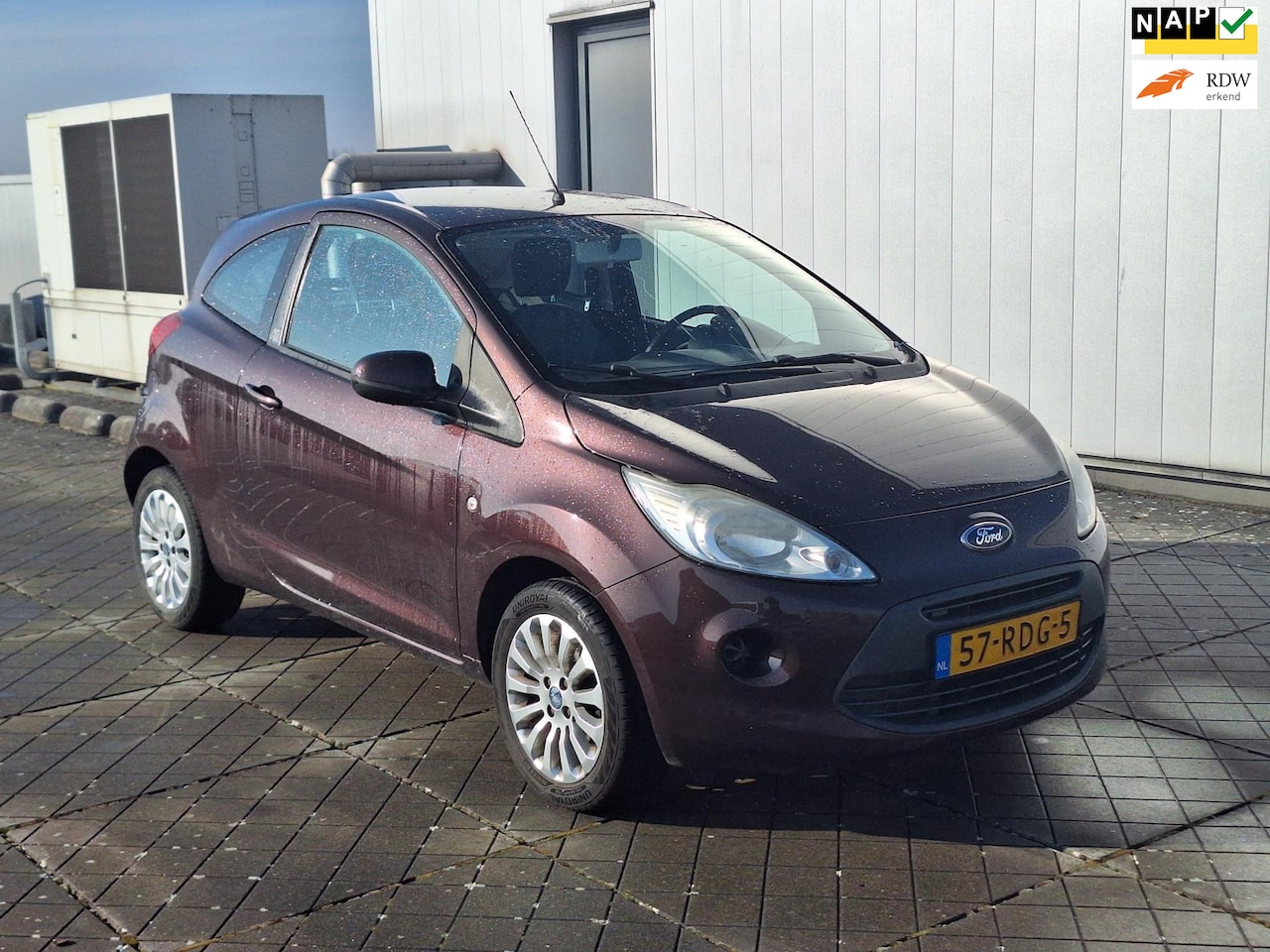 Ford Ka - € 3250,-1.2 Comfort s/s Airco Nap pas Apk 12/2025 - AutoWereld.nl