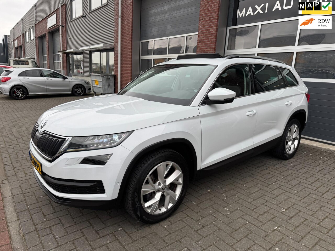 Skoda Kodiaq - 1.4 TSI DSG 7p. LED ACC Pano Leder Navi 360cam - AutoWereld.nl