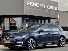 Volkswagen Golf - 1.4 TSI GTE AUT6 CONNECTED SERIES PANODAK LEDER NAVI APPLE-CARPLAY PARKPILOT LED LMV PDC