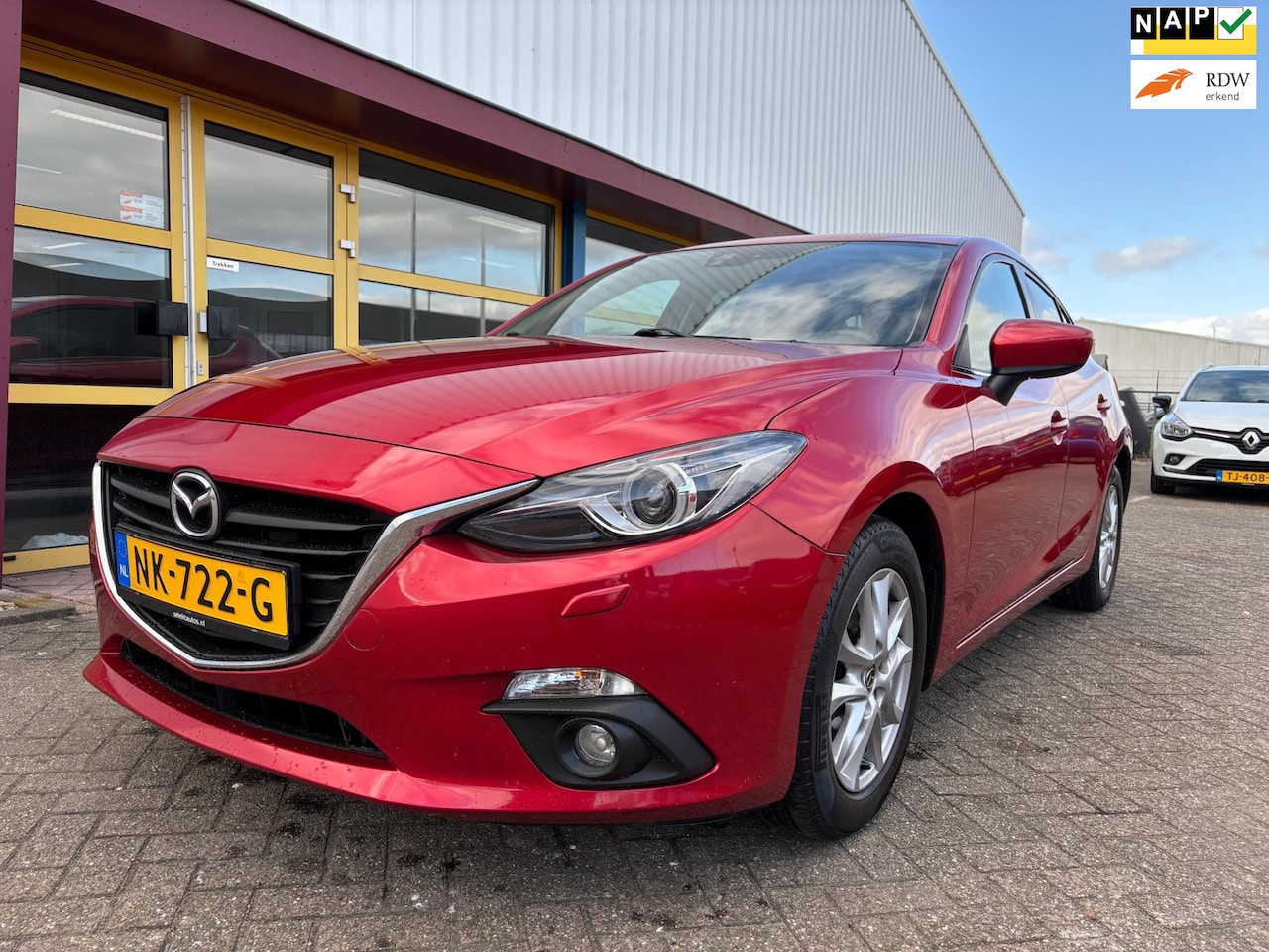 Mazda 3 - 1.5 TS AIRCO NAVI 6 BAK APK T/M 6-12-25 - AutoWereld.nl