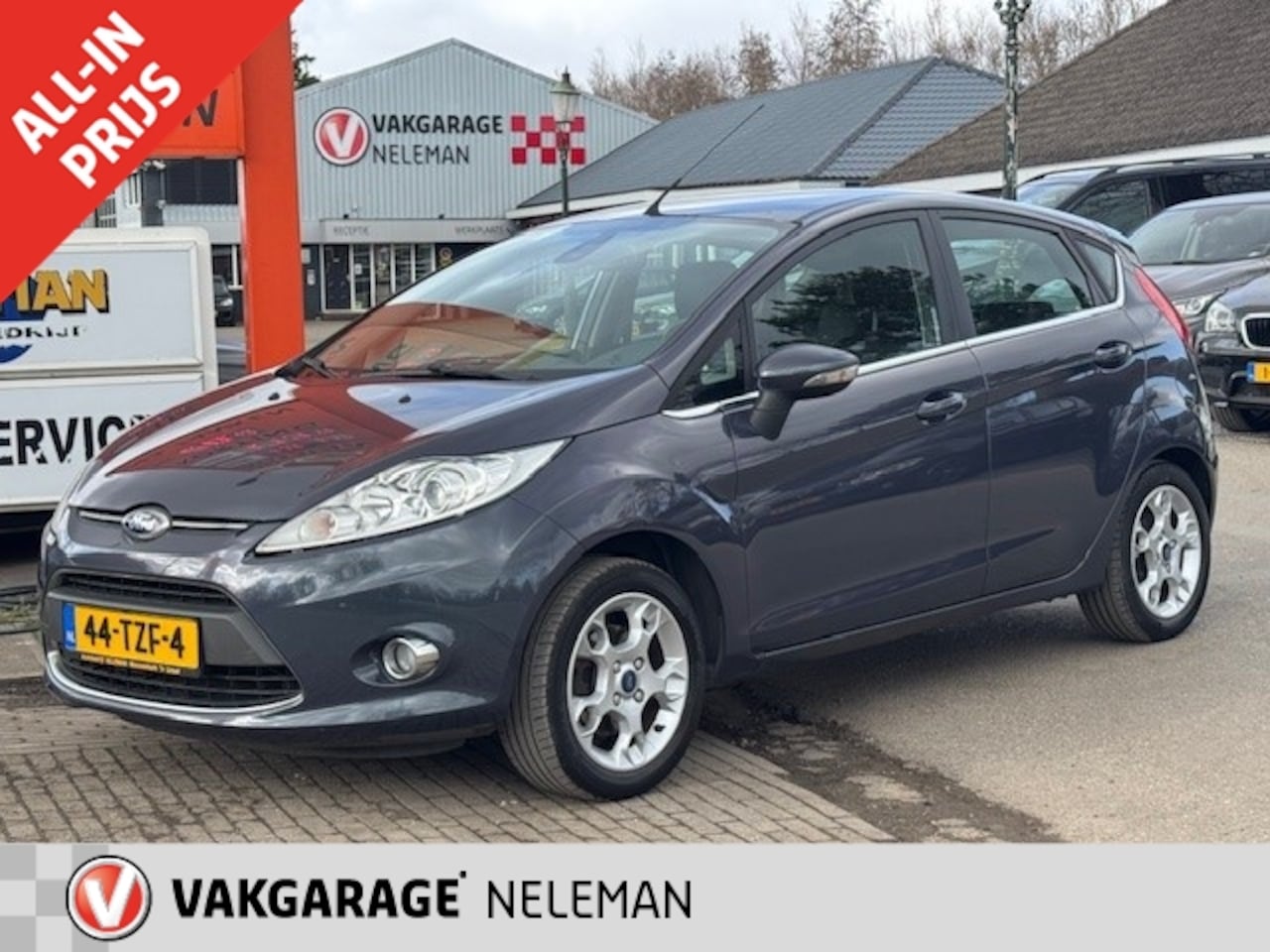 Ford Fiesta - 1.25 5DEURS AIRCO LEER Champions Edition BOVAG - AutoWereld.nl